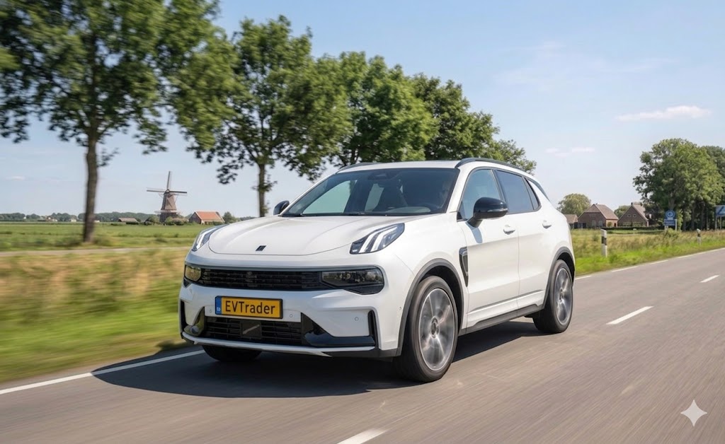 Lynk & Co 08 op de weg - EVTrader® Leasing