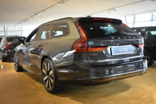 Volvo-V90