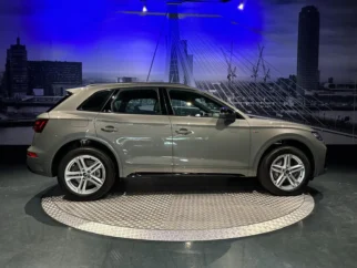 Audi-Q5