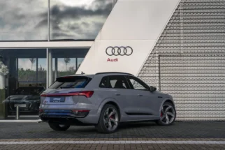 Audi-SQ8 e-tron