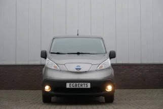 Nissan-E-NV200