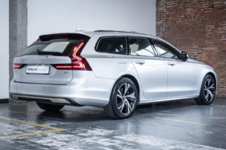 Volvo-V90