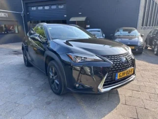 Lexus-UX