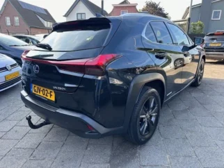 Lexus-UX