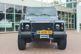 Land Rover-Defender