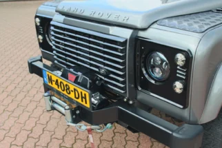 Land Rover-Defender