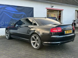 Audi-A8