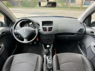 Peugeot-206+