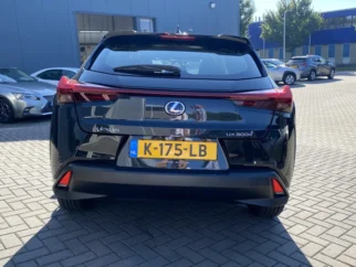 Lexus-UX