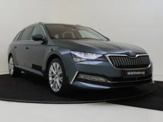 Škoda-Superb