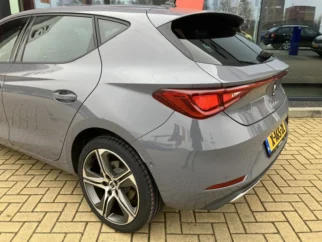 SEAT-Leon