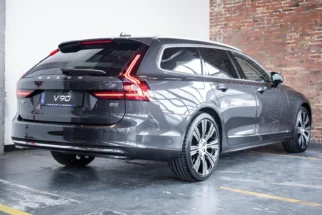 Volvo-V90