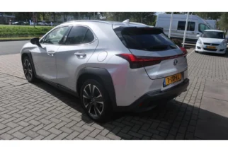 Lexus-UX