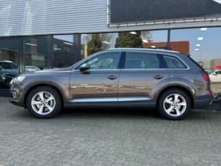 Audi-Q7