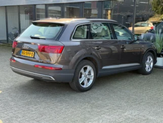 Audi-Q7