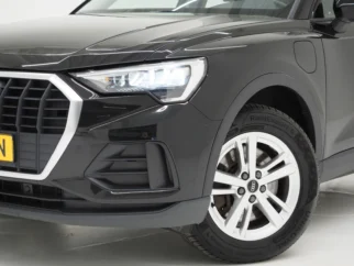 Audi-Q3