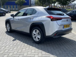 Lexus-UX