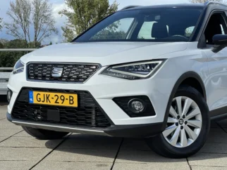 SEAT-Arona