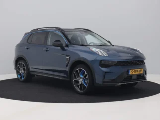 Lynk & Co-01