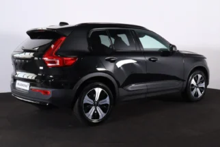 Volvo-XC40