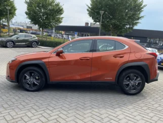 Lexus-UX