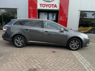 Toyota-Avensis wagon