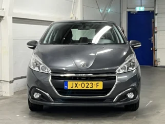 Peugeot-208