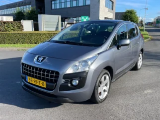 Peugeot-3008