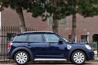 MINI-Countryman