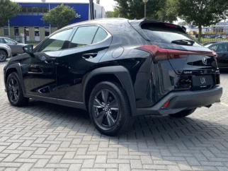 Lexus-UX