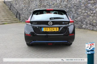 Nissan-Leaf
