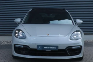 Porsche-Panamera