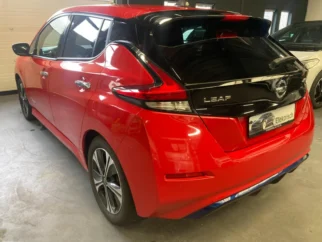 Nissan-Leaf