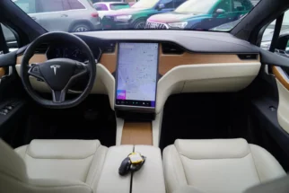Tesla-Model X