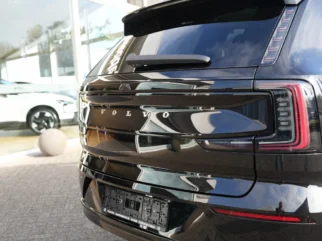 Volvo-EX90