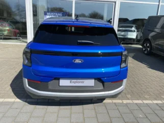 Ford-Explorer