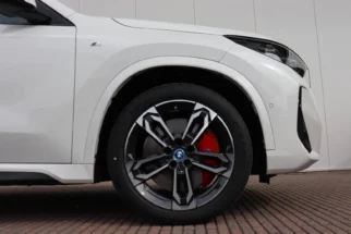 BMW-iX1