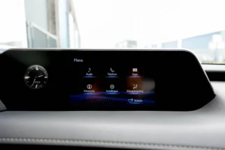 Lexus-UX