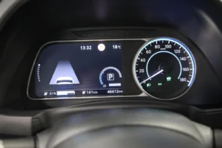 Nissan-Leaf