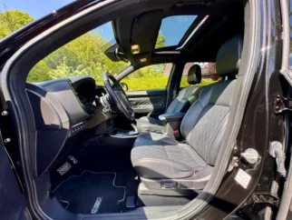 Mitsubishi-Outlander