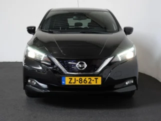 Nissan-Leaf