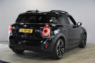 MINI-Countryman