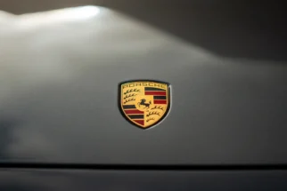 Porsche-Cayenne
