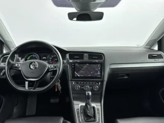 Volkswagen-e-Golf