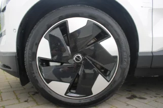 Volvo-EX30