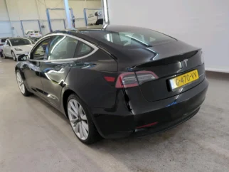Tesla-Model 3