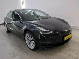 Tesla-Model 3