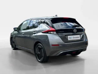 Nissan-Leaf
