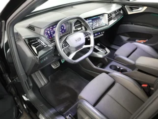 Audi-Q4 Sportback e-tron