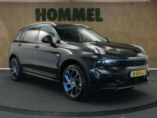 Lynk & Co-01